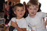 /album/fotogaleria-mile-stretnutie-odchovancov-detskeho-mestecka-s-nahradnymi-rodicmi-a-priaznivcami/img-6898-jpg1/